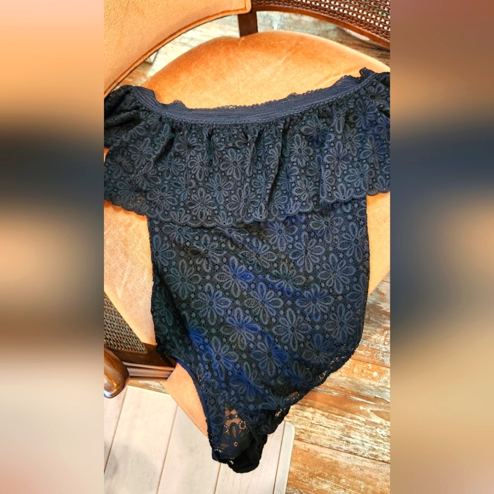 VS lace body suit